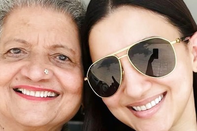 Gauahar Khan's Aadhaar Card Rant is Now a Viral Meme: 'She Eats Pakoda on Panipuri Stall'