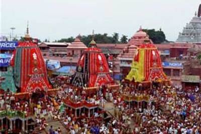 Jagannath Rath Yatra begins in Puri, Ahmedabad