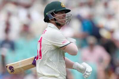 AUS vs PAK 3rd Test, Day 2: David Warner Out for 34 as Australia Trail Pakistan by 235 Runs at Lunch