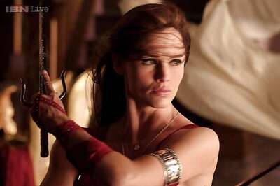 Jennifer Garner parties with Mickey Mouse in Disneyland on her birthday