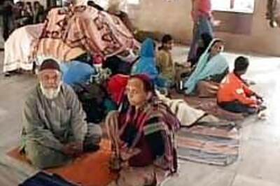 Pakistanis stranded in homeland and in India too