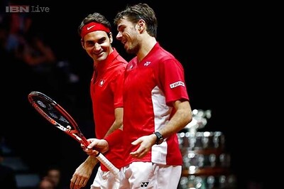 Switzerland take 2-1 lead over France in Davis Cup final