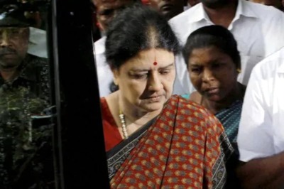 VK Sasikala Hints at Return to Politics in Viral Audio, Promises to 'Sort Out' AIADMK