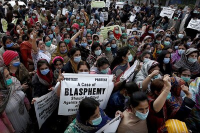 45 More Arrested Over Attack on Hindu Temple in Northwest Pakistan