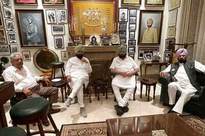 'I am a Fauji': Overshadowed by Sidhu in the Silence of Gandhis, Amarinder Invokes 'Captaincy'