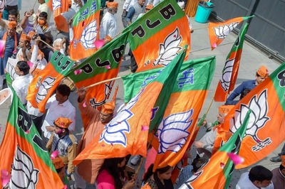 Top BJP Leaders Discuss Preparations for Assembly Polls in 5 States in 2022