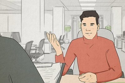 How to Tell Coworkers You’re Leaving: Guidelines and Sample Emails