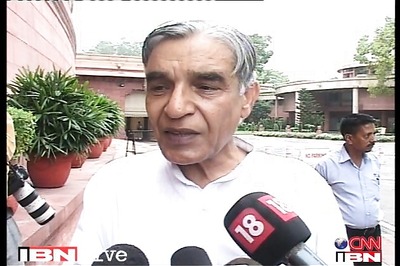 Pranab would win comfortably in case of contest: Bansal