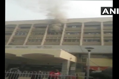 Minor Fire Breaks Out at Delhi's Safdarjung Hospital, None Injured