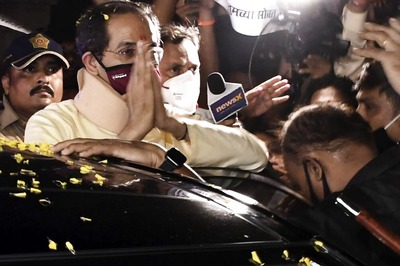 Amid Maha Potboiler, CM Uddhav Leaves Official Home Varsha With Family for Matoshree