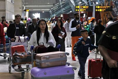 Delhi Airport Chaos: Centre in Action, 5 New X-ray Machines at T3; IndiGo's New 'Arrival Time' Notice