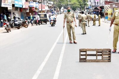 Kasargod Cops Take Grocery Orders on WhatsApp, Deliver Items at Doorstep Amid Covid-19 Lockdown