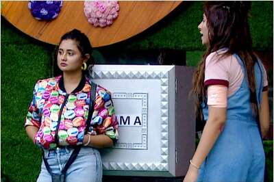 Bigg Boss 13: Mahira Sharma's Mom Apologises for Her 'Bedroom' Comment on Sidharth-Rashami's Fight
