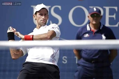 Djokovic, Murray overcome challenges to win