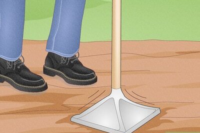 How to Build a Secure Fence with Pallets