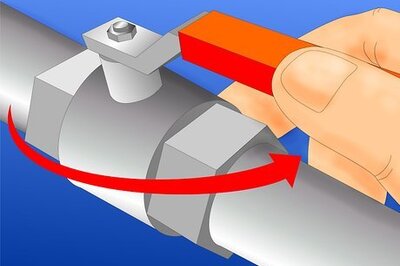 How to Pack a Water Shutoff Valve