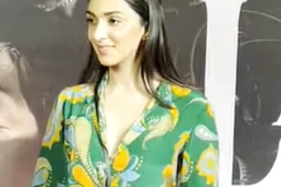 Kiara Advani Loses Her Cool After Paparazzi Push Senior Citizen, Gives Cameramen An Earful