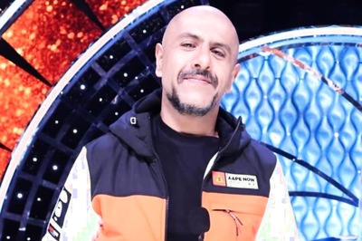 Vishal Dadlani Gets His First Shot of Covid Vaccine