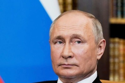 Putin to Self-Isolate Over Coronavirus Cases in Inner Circle