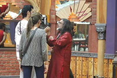 Bigg Boss 10, Day 45: Housemates Deprived of Basic Necessities; Mona-Priyanka Fight for Captaincy