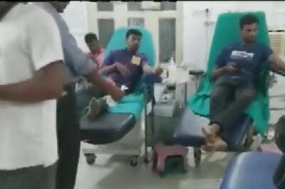 Odisha Train Crash: Good Samaritans Queue Up Outside Hospital to Donate Blood; CM Thanks Them | WATCH