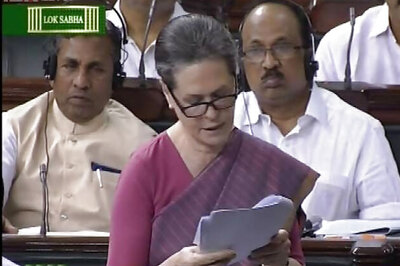 Lok Sabha rejected 305 opposition amendments to Food Bill