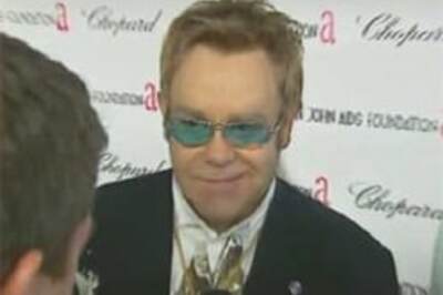 Elton John paid libel damages