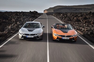 2018 BMW i8 Roadster and i8 Coupe Unveiled at LA Auto Show