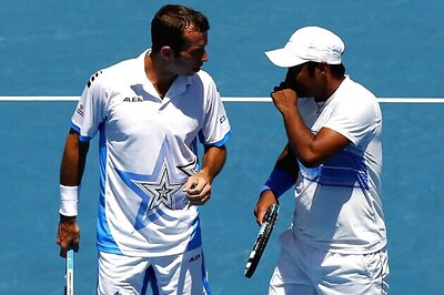 Paes-Stepanek bow out of Aegon International