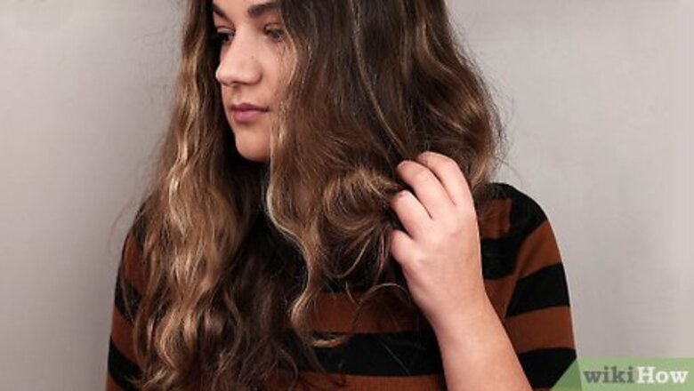 How to Scrunch Your Hair Overnight