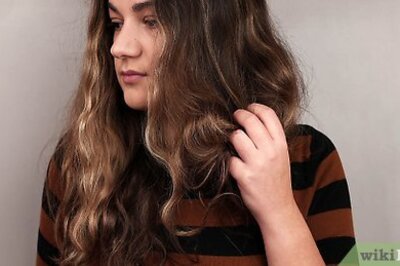 How to Scrunch Your Hair Overnight