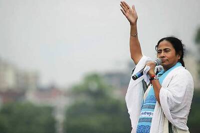 WB: Left Front asks Mamata to come clean on graft allegations