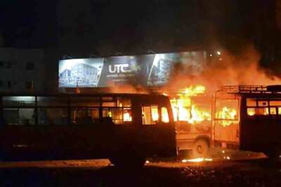 Patel quota stir: Army conducts flag march in Ahmedabad