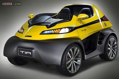 Auto Expo 2014: DC Design unveils Eleron SUV, Tia two-seater car