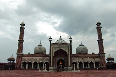 People Celebrate Eid-ul-Adha, Offer Namaz at Homes in Delhi Amid Pandemic
