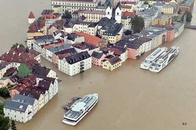 Floodwaters surge farther north in Germany