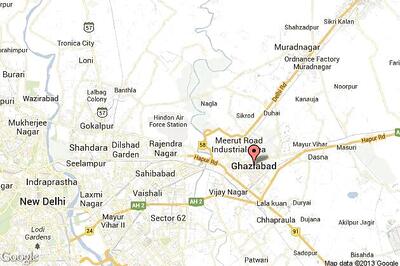 Jilted lover throws acid on married woman