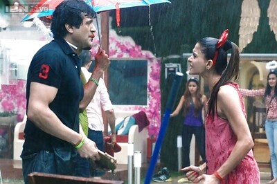 Bigg Boss 7: Gauhar collapses, Shilpa blasts Armaan