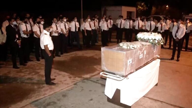 Kozhikode Plane Crash: Airlines Staff Gather at Delhi Airport to Pay Respect to Deceased Co-pilot Akhilesh Kumar