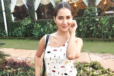 Kim Sharma Rubbishes Reports About Marriage Problems