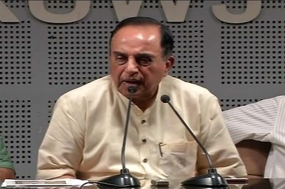 Swamy Slams CEA For 'Confirming' Manmohan's Economy Claims
