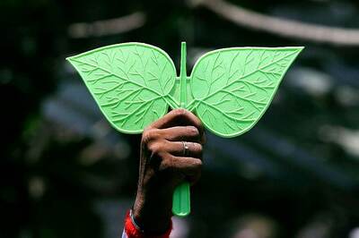 Tamil Nadu Polls: AIADMK, DMK Face Challenges in Leather Hub