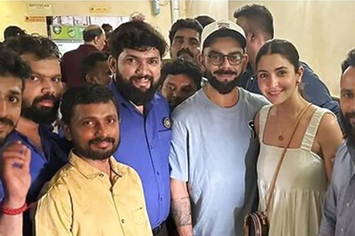 Anushka Sharma And Virat Kohli Savour Dosa And Vada At Bengaluru's Famed Eatery; See Pics