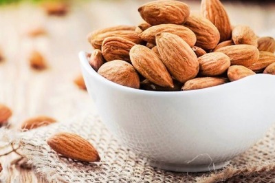 Eating Almonds Daily Could Improve Diabetes Risk Factors, Says New Study