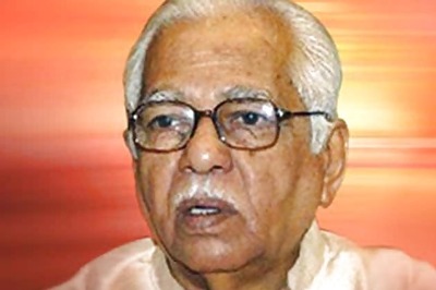 Will act as a bridge between UP,Centre: Ram Naik