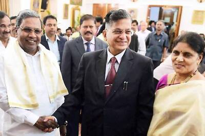 Karnataka Lokayukta Vishwanath Shetty Stabbed Thrice Inside His Bengaluru Office, 'Saved' by His Suit; Attacker Arrested