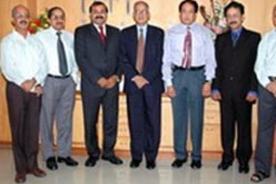 UTI plans $300 mn offshore fund