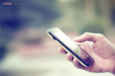 Smartphones still a luxury for many in India