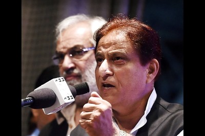 Azam Khan, Accused of 'Stealing' Goats and Hens, Breaks Down at UP Rally