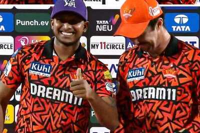Orange Cap in IPL 2024 After SRH vs RR: Riyan Parag Enters Top 5 Again; Natarajan Tips Over Bumrah to Claim Purple Cap